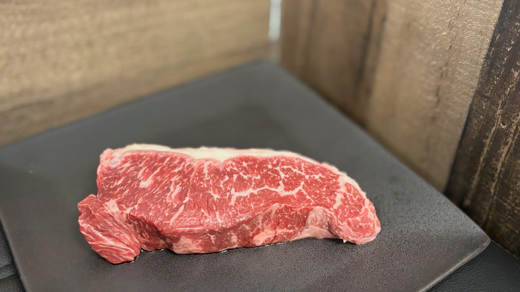 Wagyu Striploin MS6/7